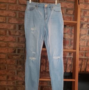 Universal Thread distressed jeggings